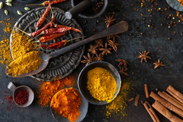 Ayurvedische Gewürze | © GU/Wolfgang Schardt