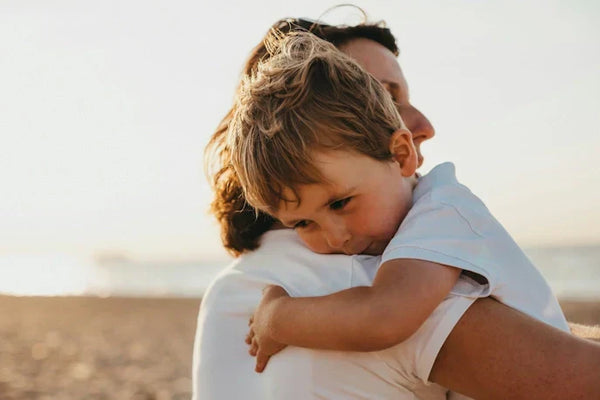 Eltern Kind | © Xavier Mouton via unsplash