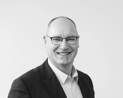 Helge Hansen<br>Außendienst